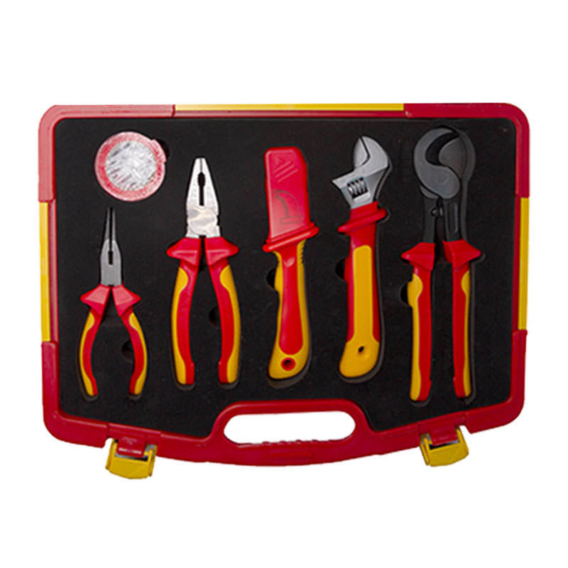 16-Piece Hand Tool Set